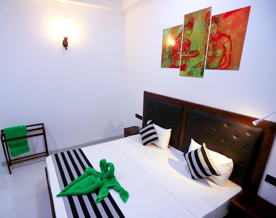 Milano Grand Hotell Dambulla Eksteriør bilde