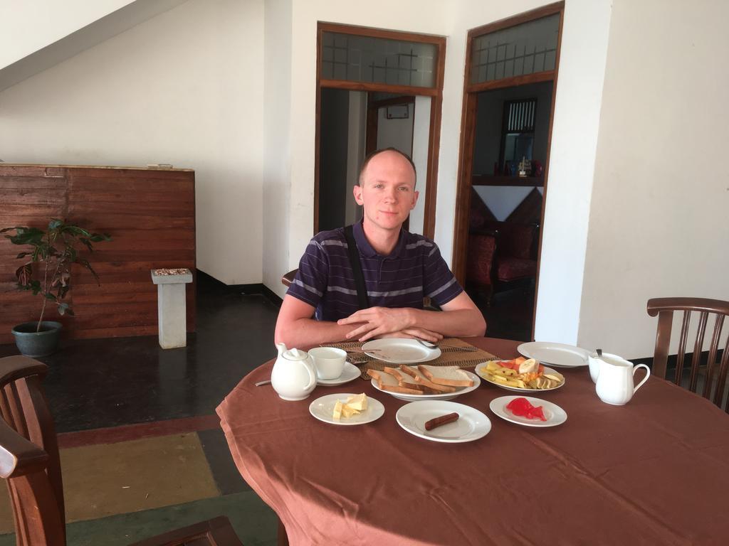 Milano Grand Hotell Dambulla Eksteriør bilde