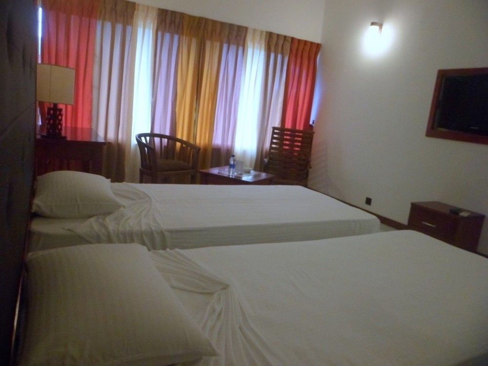 Milano Grand Hotell Dambulla Eksteriør bilde
