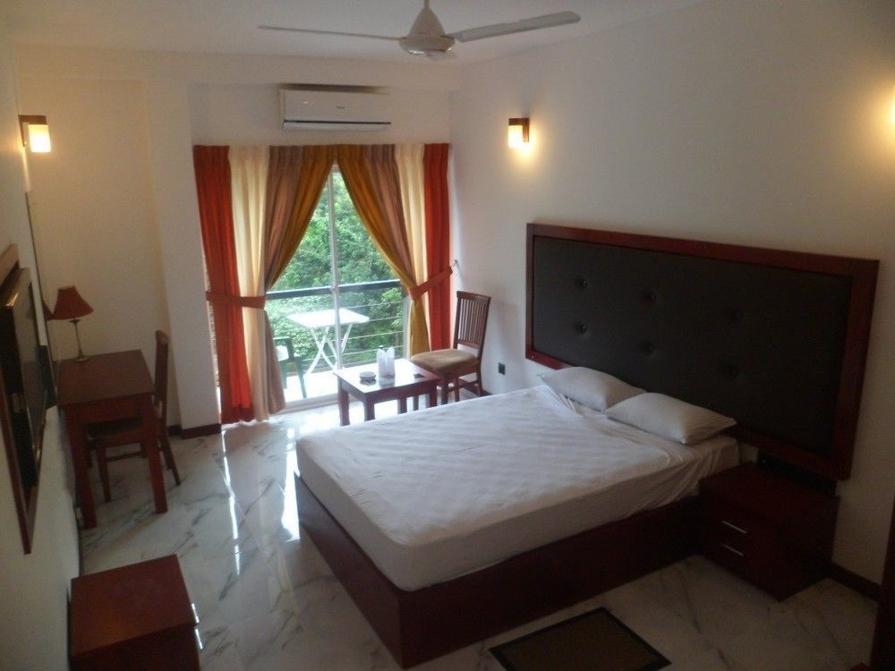 Milano Grand Hotell Dambulla Eksteriør bilde